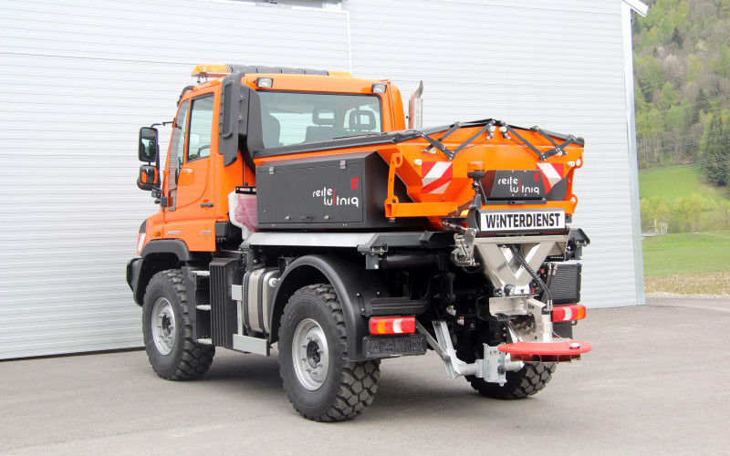 Aufsatzstreuer Unimog 1